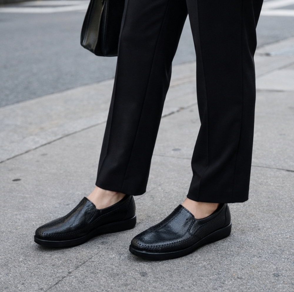 SAS Tripad Comfort Footbed Black Leather Loafers Slip On Walking Shoes